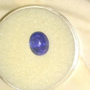 Cabochon Tanzanite Gemstone